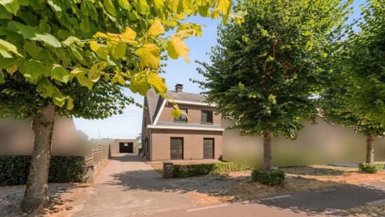 Vrombautstraat - 17 - - 9900