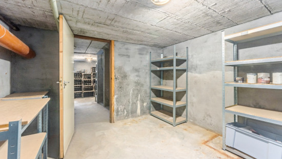 Speelstraat - 64 - - 9750