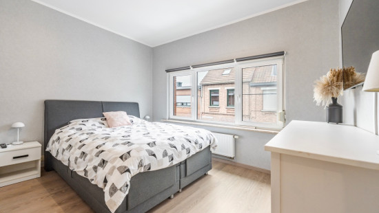 Gazetstraat - 42 - - 2070