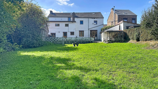 Rue Nicolas Jadot - 24 - - 4500