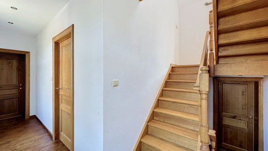 Rue Nicolas Jadot - 24 - - 4500