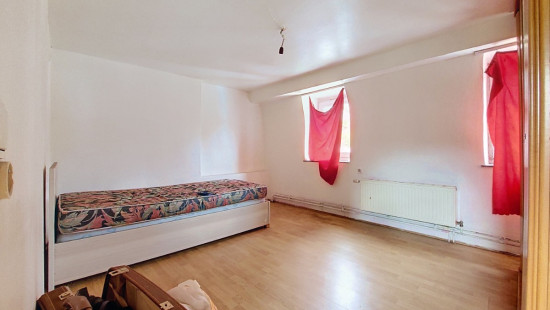Avenue Reine Astrid - 93 - - 4500