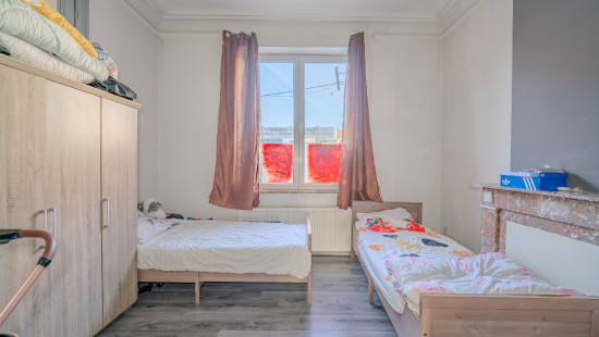 Rue du Crucifix - 84 - - 4040