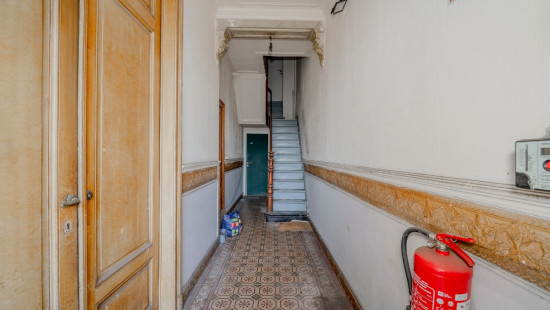 Rue du Crucifix - 84 - - 4040