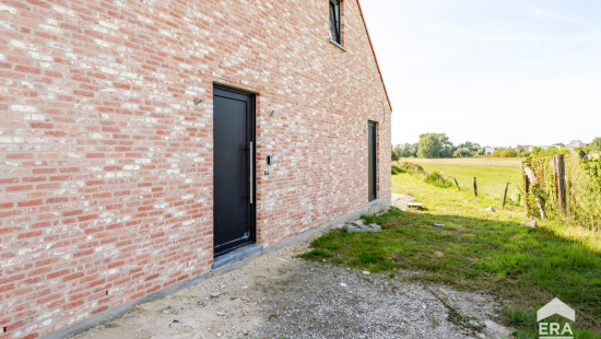 Oostrozebekestraat - 170 - - 8760