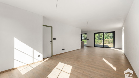 Mgr. Paredisstraat - 17 - - 3960