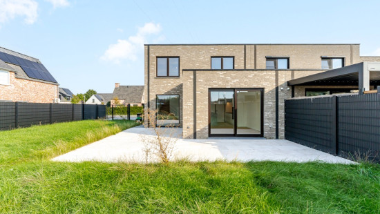 Eikenstraat - 88 - - 8870