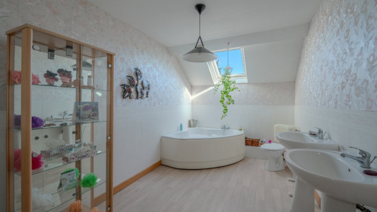 Rue Entreville - 11 - - 5650