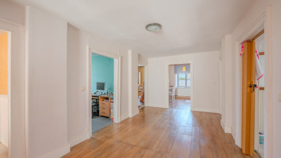 Rue Entreville - 11 - - 5650