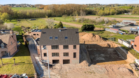 Ninoofsesteenweg - 215A - - 1760