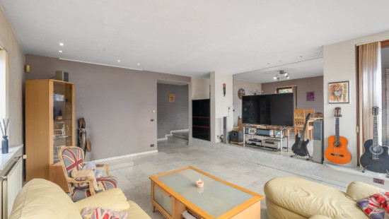 Hoogstraat - 142 - - 9340