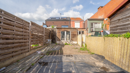 Rue Croix Jurlet - 127 - - 4040