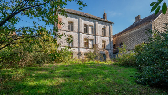 Rue Entreville - 11 - - 5650