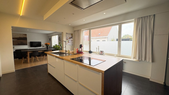 Dadizeelsestraat - 7 - - 8890