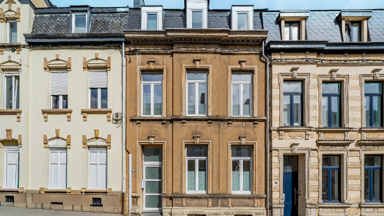 Rue Francq - 38 - - 6700