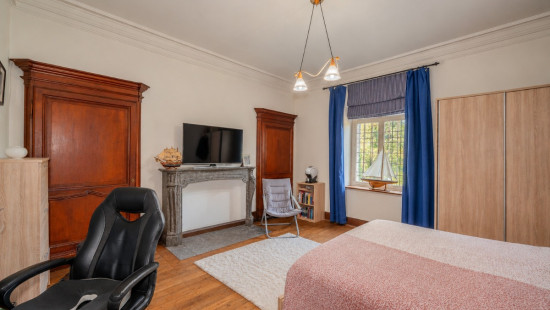 Rue Entreville - 11 - - 5650