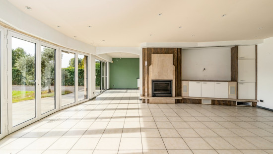 Dorp West - 124 - - 2070