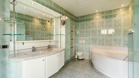 Dorp West - 124 - - 2070