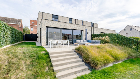 Dorpsstraat - 64 - - 3078
