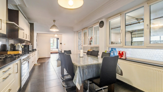 Lange Minnestraat - 106 - - 9280
