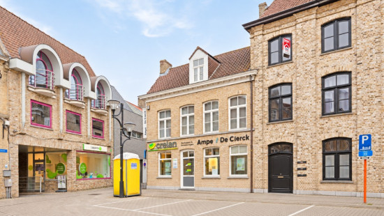 Houtmarkt - 4 - - 8630