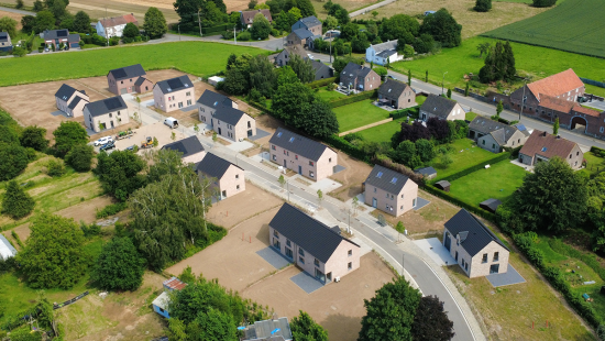 Rue des Brocalis - 33 - - Lot 2 - 4317