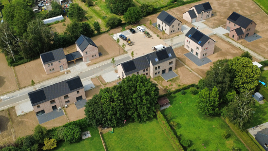 Rue des Brocalis - 33 - - Lot 2 - 4317