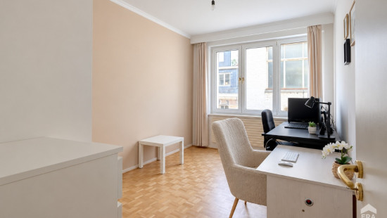 Rue Saint-Denis - 4 - - 1190