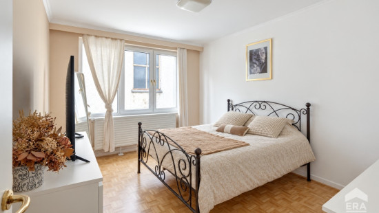 Rue Saint-Denis - 4 - - 1190