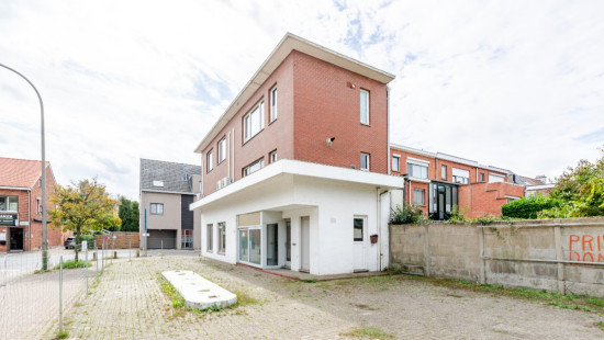 Laarstraat - 154 - - 2070
