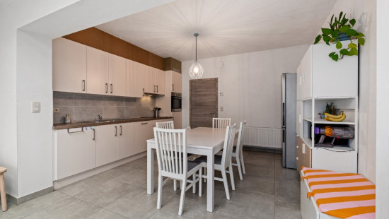 Naarstigheidstraat - 96 - - 9300