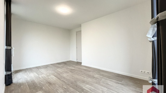 Azalealaan - 53 - - 8700