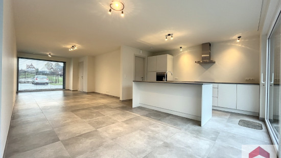 Azalealaan - 53 - - 8700