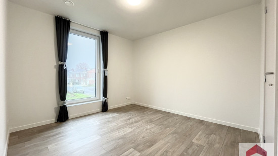 Azalealaan - 53 - - 8700