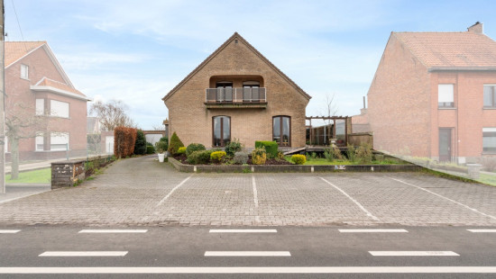 Statiestraat - 117 - - 8720
