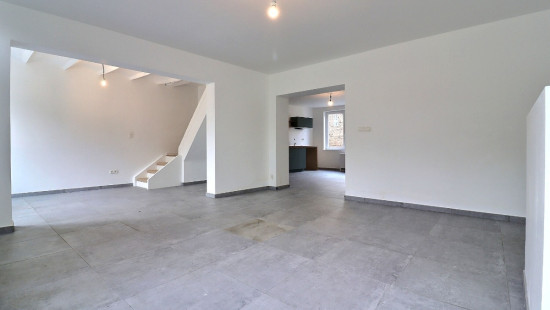 Rue Elisielle - 63 - - 7387