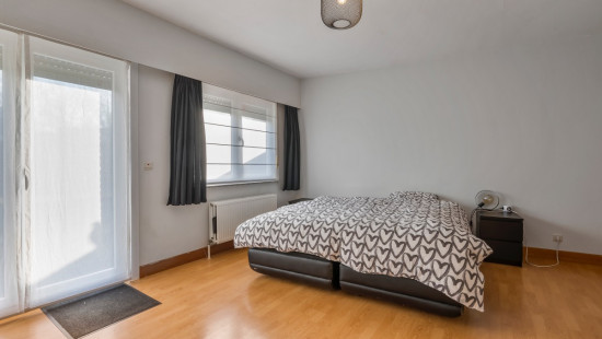 Tereken - 146 - bus 1 - 9100