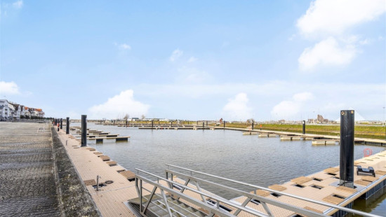 Robert Orlentpromenade (Boardwalk) - 9B - - 8620
