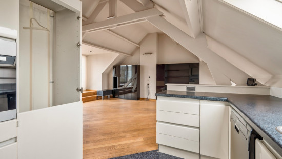 Dorpstraat - 44 - - 2070