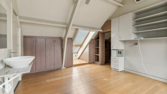 Dorpstraat - 44 - - 2070