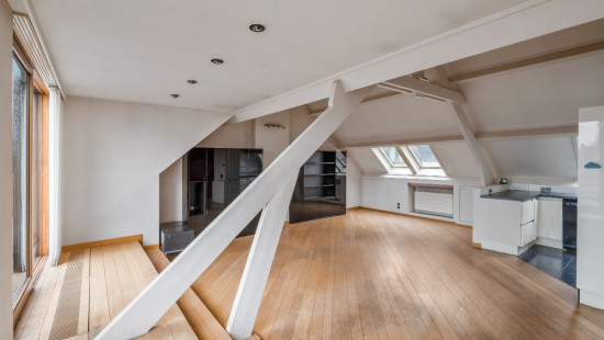 Dorpstraat - 44 - - 2070