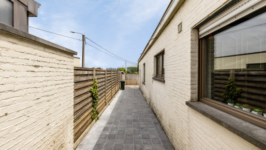 Waregemseweg - 91 - - 9790