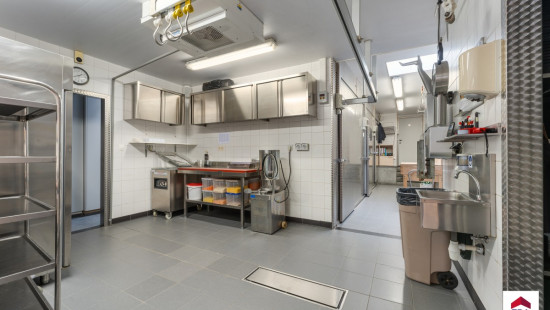 Jules van Ooststraat - 8 - - 8700