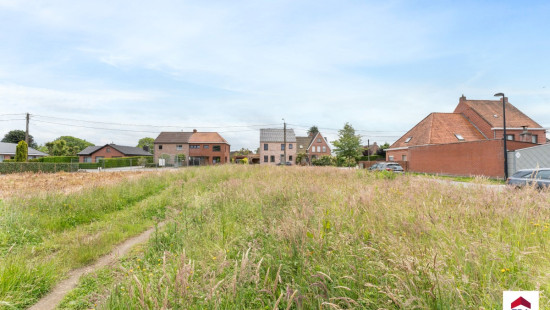 Veldstraat - 83 - - 8780