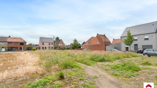 Veldstraat - 83 - - 8780