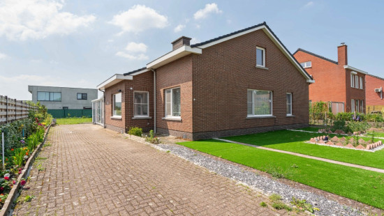 Burgemeester van Hovelaan - 8 - - 9170
