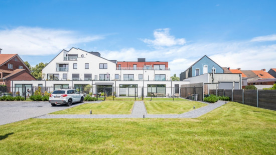 Kapelstraat - 144 - D - 9140