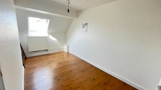 Menenstraat - 77 - - 8560