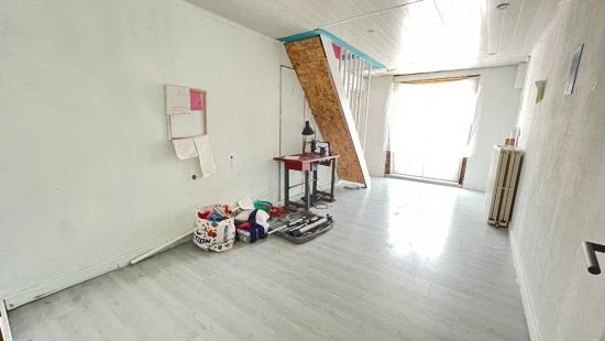 Menenstraat - 77 - - 8560
