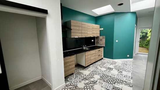 Rue de la limite - 13 - - 7700